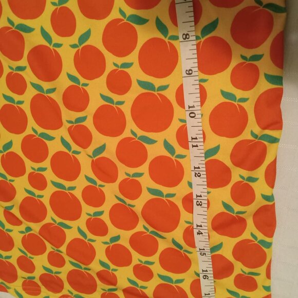 One-of-a-kind hand made Tomato skirt - end-of-roll fabric - material: spandex - Picture 4 of 7